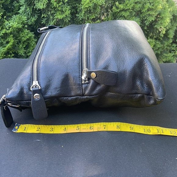 Margot leather crossbody bag - Picture 4 of 14